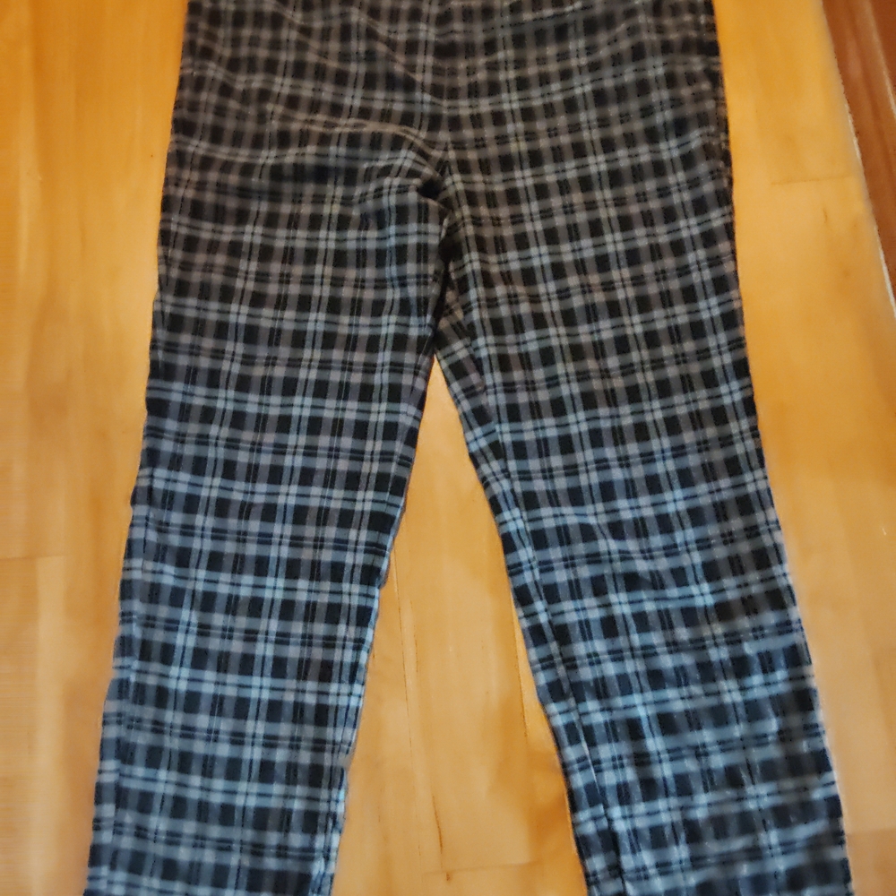 Terra & Sky Plaid Women's Pants - Black and Gray